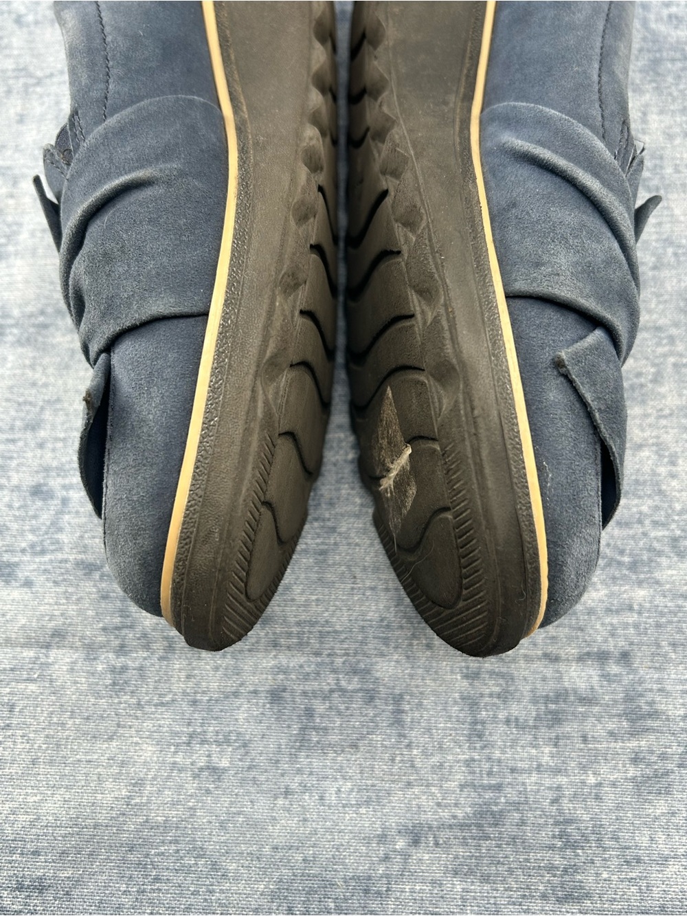 Clarks collection wedge loafers suede bow slip on navy blue sz 9M preppy chic - Picture 10 of 15